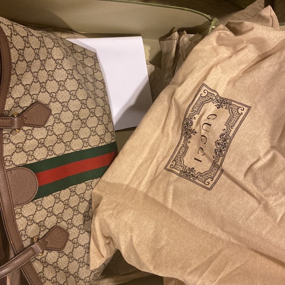 Gucci - Picture 5 of 5